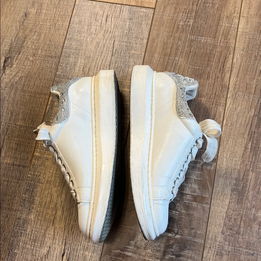 Steve Madden Gaines White Leather Sneaker With Bling Rhinestones Size 10